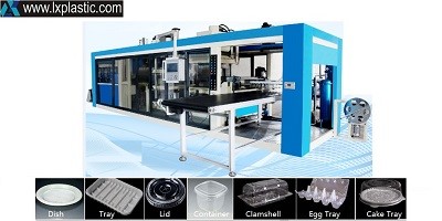  Auto vacuum forming machine with trimming and stacking